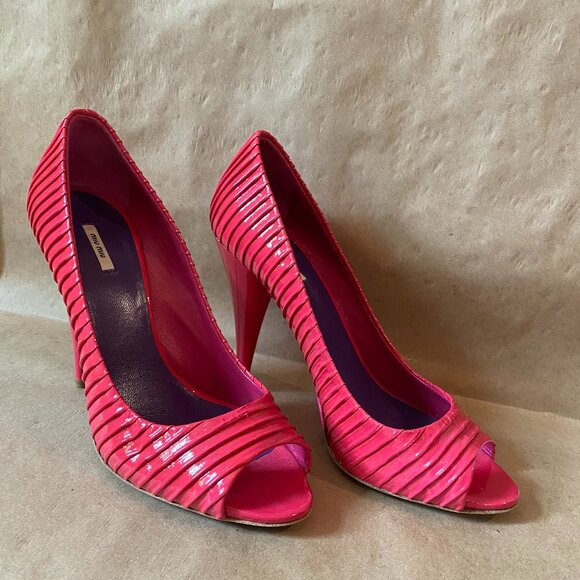MIU MIU Red Pink Patent Leather Ribbed Peep - Picture 1 of 7